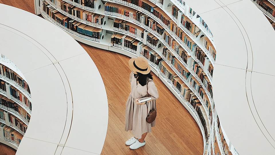 A guide to alts terms: Understand private markets and alternative investments